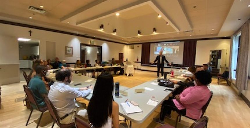 Richard speaking on August 3, 2022 at Pointe-Claire Toastmasters.